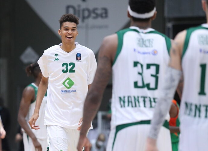 V.Wembanyama gali persikelti į ASVEL