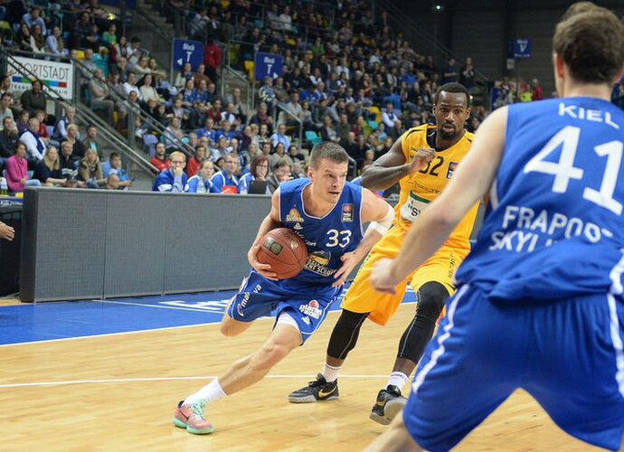 T.Dimša pelnė 22 taškus