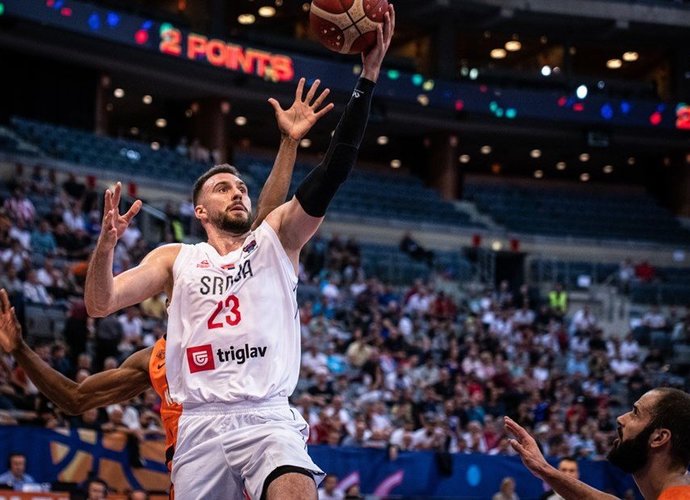 M.Guduričius bandys įtvirtinti serbų vietą čempionate (FIBA nuotr.)