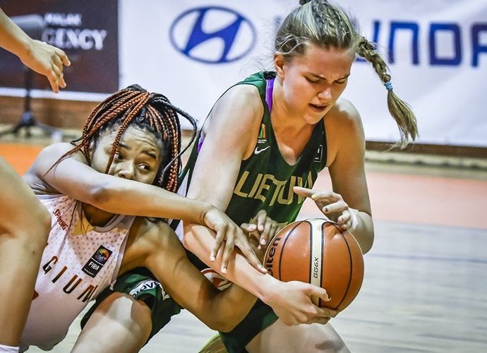 S.Visockaitės dvigubo dublio pergalei neužteko (FIBA Europe nuotr.)