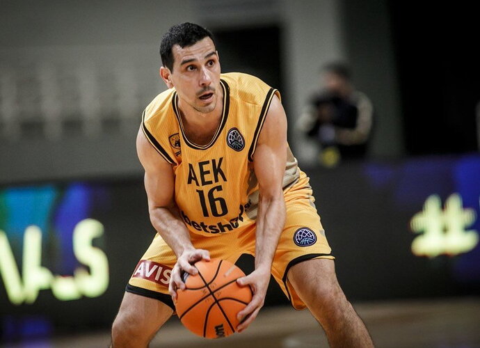 N.Zisis baigė karjerą (FIBA nuotr.)