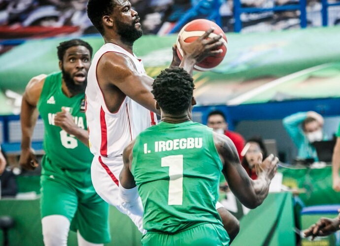 Nigerijos rinktinė tvarkosi su koronavirusu (FIBA nuotr.)