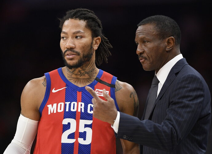 D.Rose'as gali pakelti sparnus iš Detroito (Scanpix nuotr.)