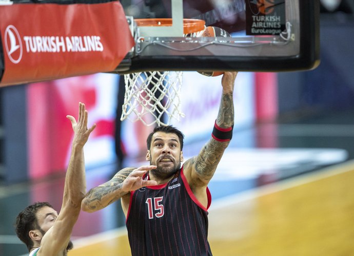 G.Printezis negalės padėti mače su „Baskonia“ (BNS nuotr.)
