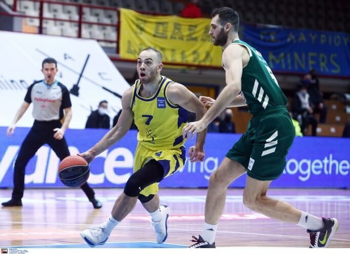 Vassilis Mouratos yra PAO akiratyje
