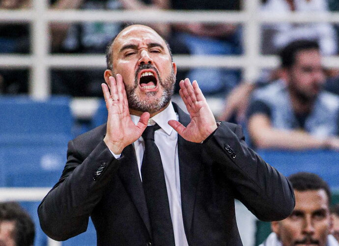 Ch.Mateo gali netekti savo darbo