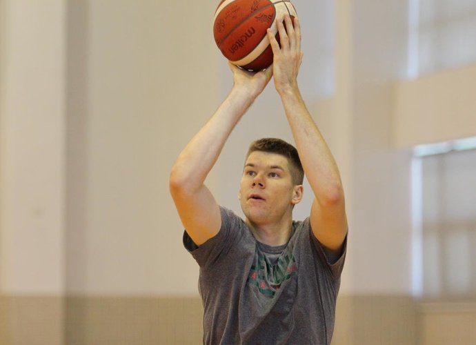 R.Giedraitis pelnė 9 taškus (Krepšinio namų nuotr.)