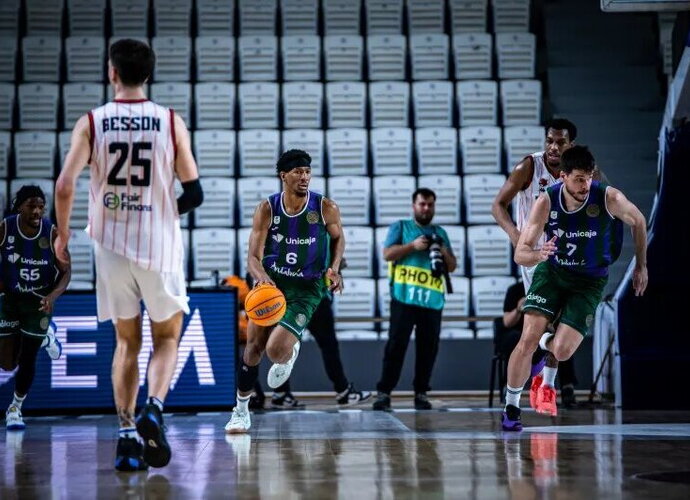 K.Tayloras keliasi į Valensiją (FIBA nuotr.)