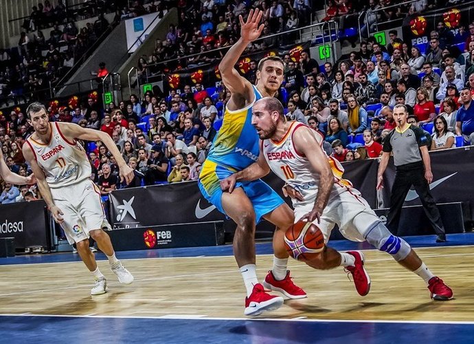 Q.Colomas gins „Valencia“ garbę (FIBA Europe nuotr.)
