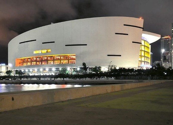 „Heat“ namų arena gali gauti suaugusiųjų filmų svetainės pavadinimą