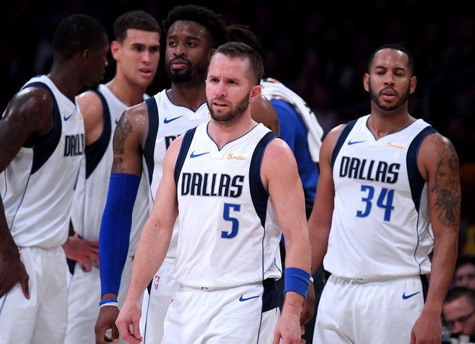 J.J.Barea Dalaso komandoje žais jau 11-ąjį sezoną (Scanpix nuotr.)