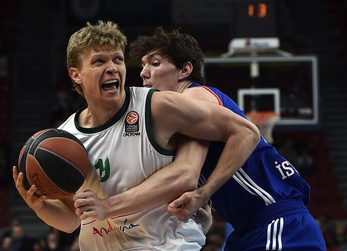 M.Kuzminskas pelnė 14 taškų (Scanpix nuotr.)