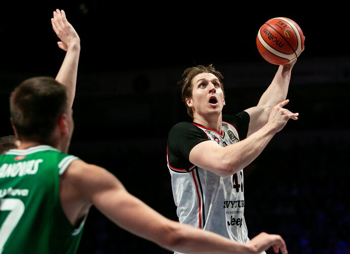 C.Bairstow grįžo į Australiją (BNS nuotr.)