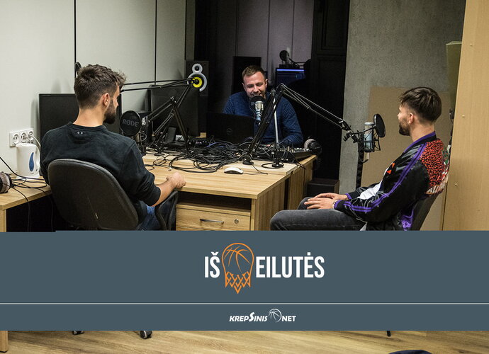 Pirmajame „Iš eilutės“ epizode pokalbis su E.Šeškumi (Krepsinis.net nuotr.)