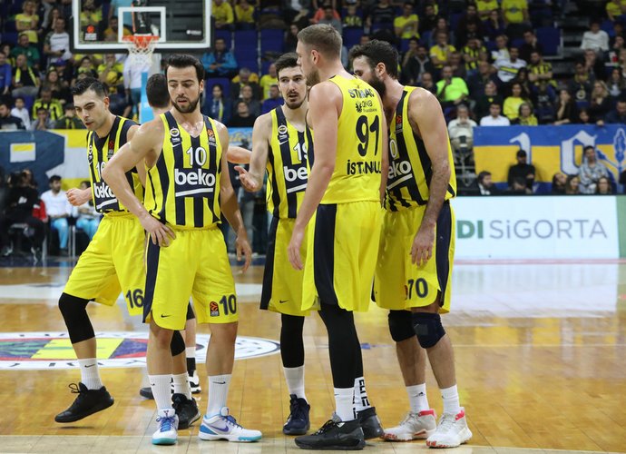 „Fenerbahče“ komandoje serga penki asmenys (Scanpix nuotr.)