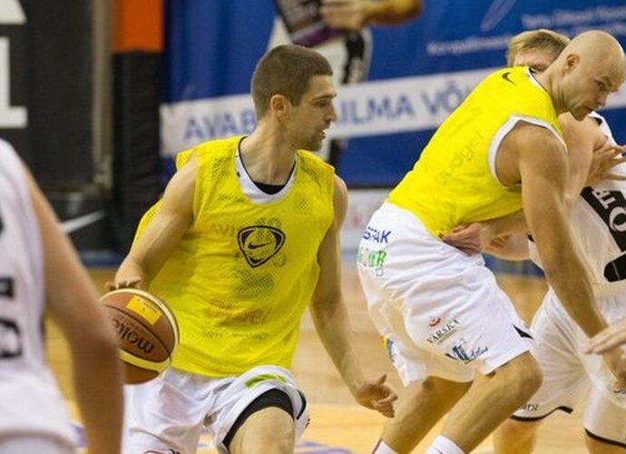 E.Ežerskis Estijoje buvo nesustabdomas