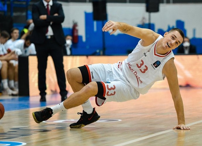 D.Andjusičiaus komanda šventė pergalę Belgrade