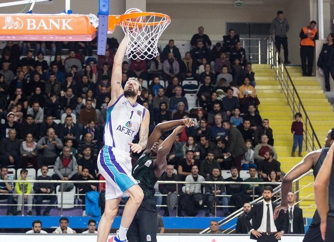 E.Želionis prieš rezervinę „Anadolu Efes“ sudėtį buvo solidus