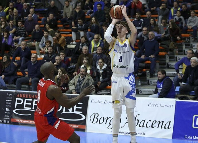 A.Kulboka ir vėl žaidė naudingai (FIBA Europe nuotr.)