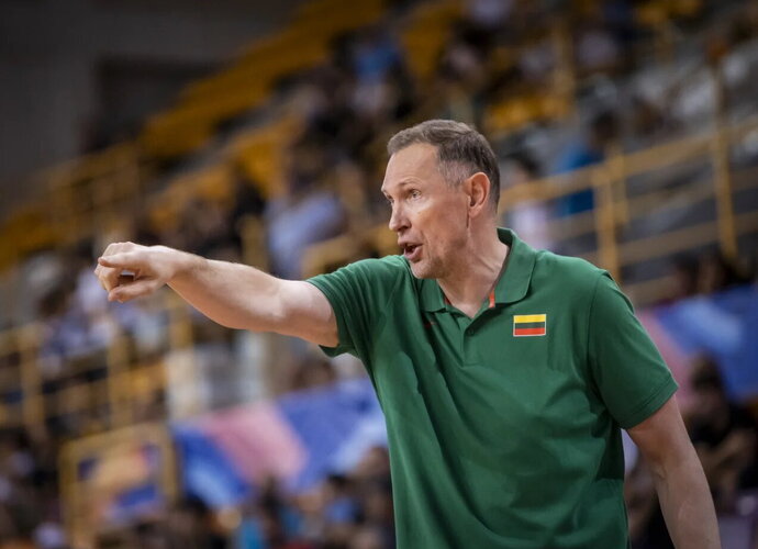 D.Songaila pakomentavo varžovų žaidimą (FIBA nuotr.)