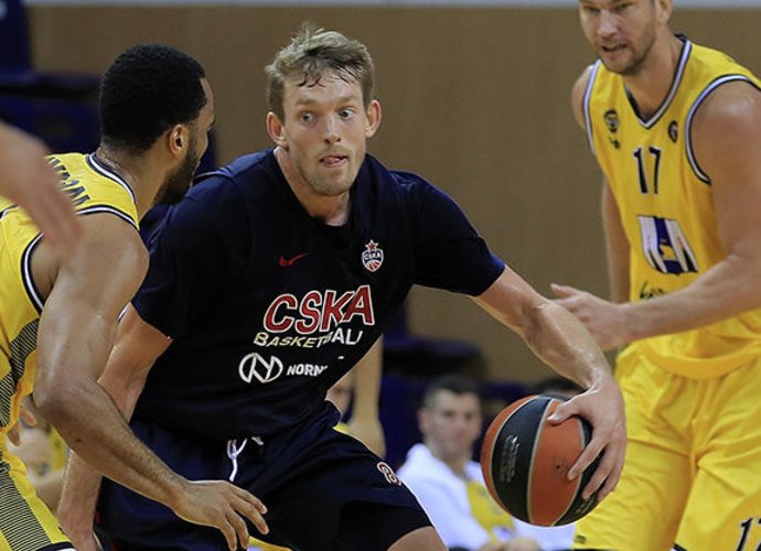 R.Bakeris tampa vienu CSKA lyderių