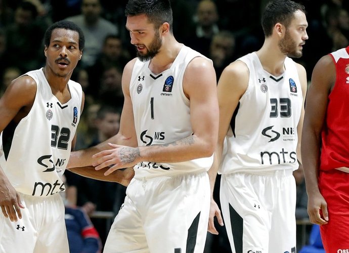 „Partizan“ grasina palikti nacionalines pirmenybes (Scanpix nuotr.)