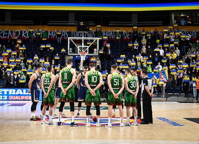 Lietuvos rinktinė lieka 8-oje vietoje (FIBA nuotr.)