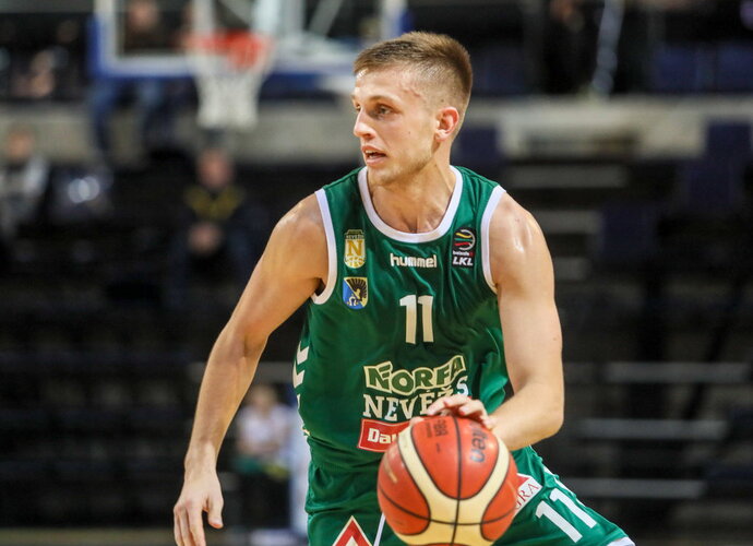 A.Einikis persikėlė į pietus (BNS nuotr.)