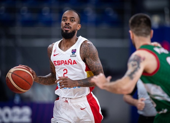 L.Brownas spindėjo rezultatyvumu (FIBA Europe nuotr.)