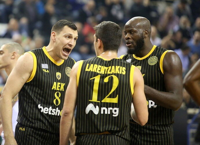 J.Mačiulis prie pergalės prisidėjo tritaškiais (FIBA Europe nuotr.)
