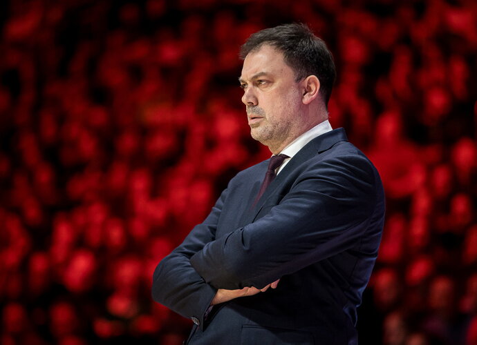 N.Čanakas pasidabino sidabru („Betsafe-LKL“ nuotr.)