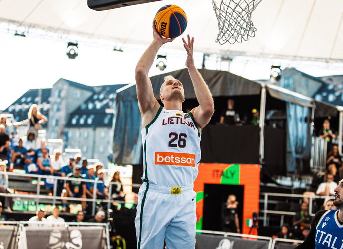 E.Džiaugys turnyrą pradėjo solidžiai (FIBA nuotr.)