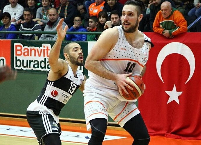 G.Orelikas sėkmingai rungtyniauja Turkijoje