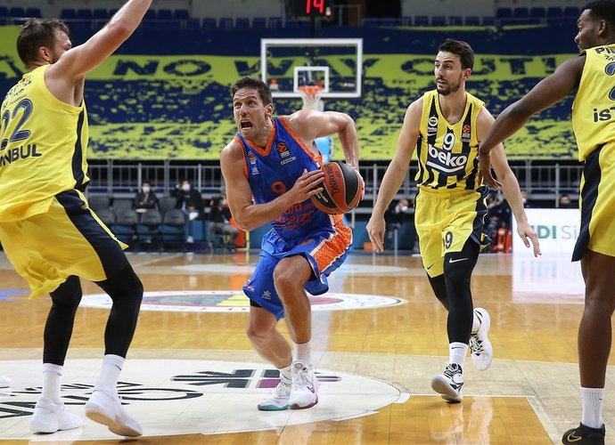 S.Van Rossomas vedė svečius į pergalę (Euroleague.net)