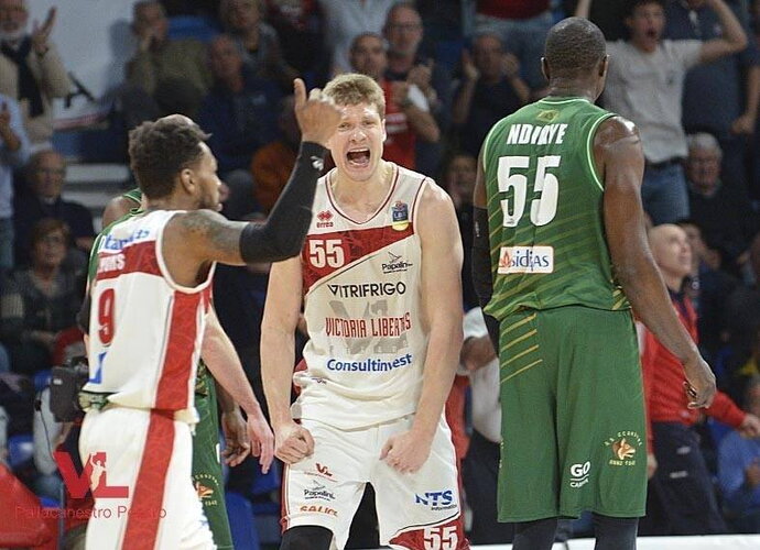 E.Mockevičius sugriebė net 18 kamuolių