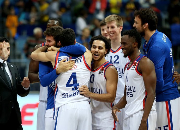 „Anadolu Efes“ pasiekė pergalę