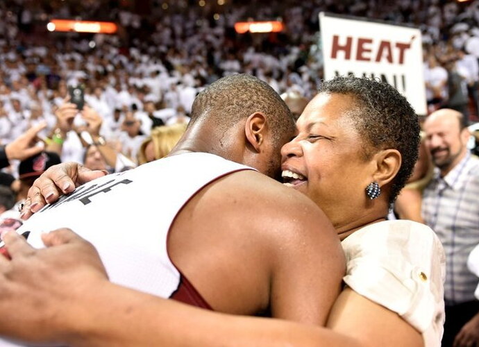D.Wade'as atsiprašė kanadiečių (Scanpix nuotr.)
