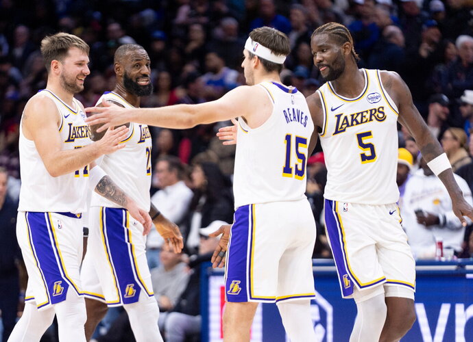 Lakers, Dončičius, Jamesas (Scanpix nuotr.)