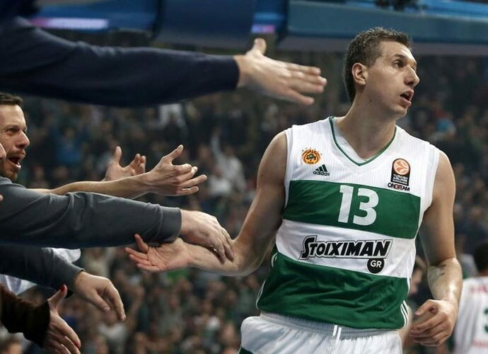 D.Diamantidis po šio sezono atsisveikins su krepšiniu (Scanpix nuotr.)