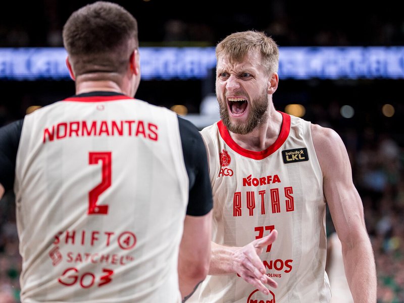 „Žalgiris“ įspraustas kampe: Kaune šeimininkavęs „Rytas“ – per žingsnį nuo titulo
