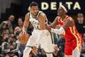 G.Antetokounmpo surinko trigubą dublį (Scanpix nuotr.)