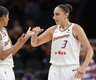 D.Taurasi įvykdė iki šiol nematytą pasiekimą (Scanpix nuotr.)